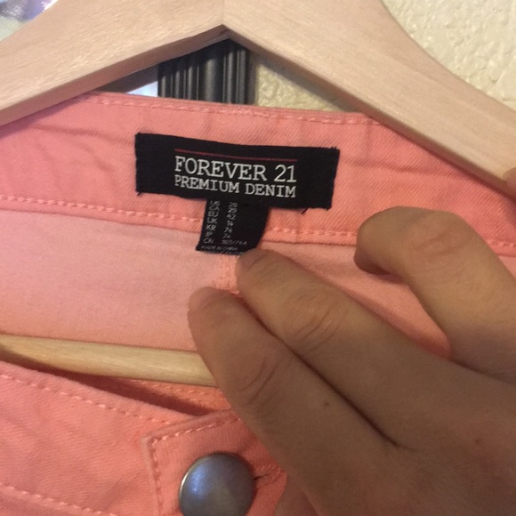 Forever 21 premium denim - Picture 3 of 4